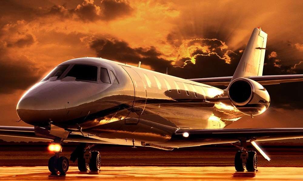4 TOPMOST ADVANTAGES OF HIRING A PRIVATE CHARTER JET
